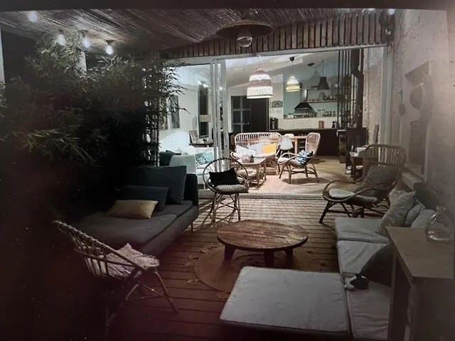 Charmante Maison De * Saint-Michel-Chef-Chef